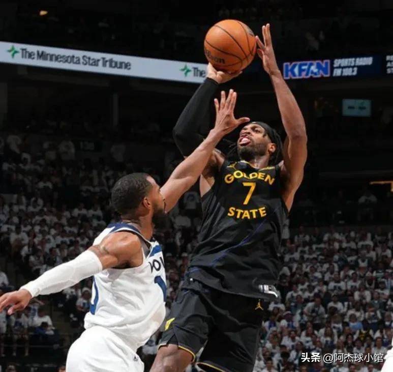 关于巴特勒三巨头联手，莫兰特得分突破，官方宣布新规冲击季后赛！的信息